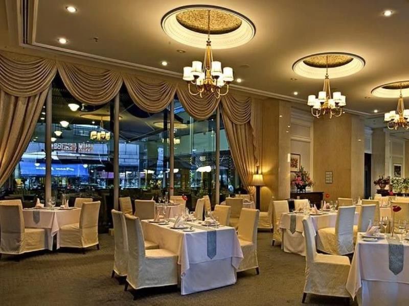 Отель Royale Chulan The Curve Петалинг-Джая Экстерьер фото